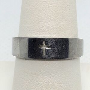 Spikes Stainless Steel Silver Colored Cross Ring 9